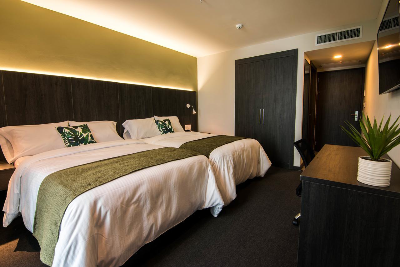 Innfiniti Hotel & Suites Panama City Exterior photo