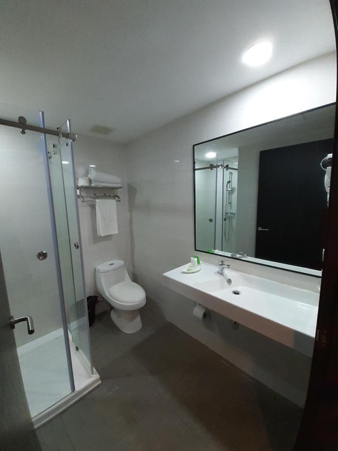 Innfiniti Hotel & Suites Panama City Exterior photo